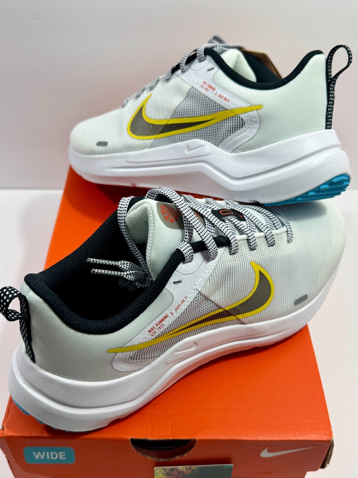 NEW SIZE 8 WOMENS – NIKE DOWNSHIFTER 12