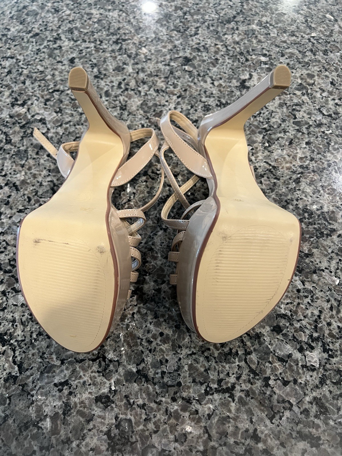 Chinese Laundry Women’s Beige Patent Strappy Platform Open Toe Buckle Heel 8