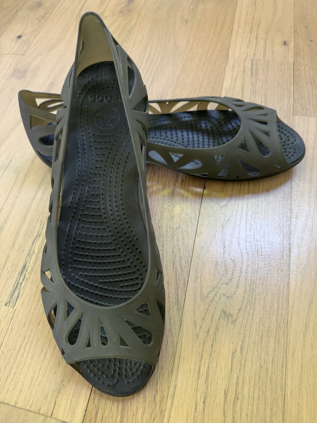 Crocs Adrina III Flats W10 Olive Green Peep Toe Jelly Cutout Slip On Shoes