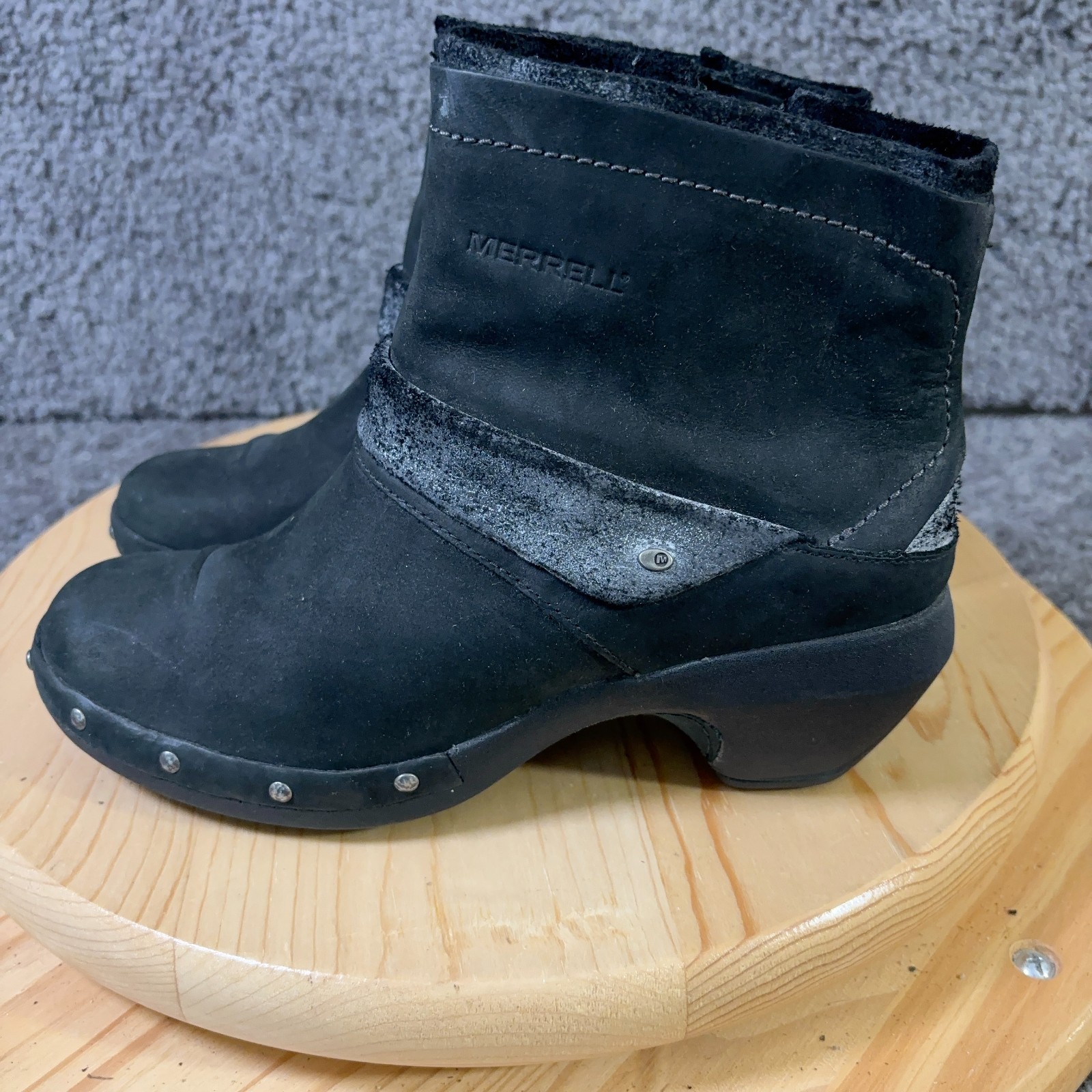 Merrell Boots Luxe Wrap Women Size 7 Black Leather Side Zip Studded Ankle Bootie