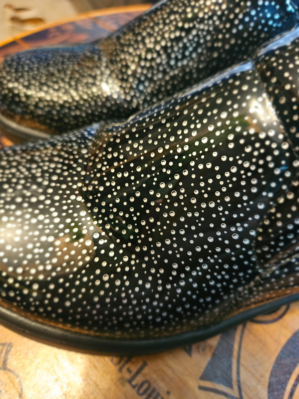 SPRING STEP SLIP ON SHOES BLACK TINY BUBBLE PATTERN – SIZE 7 – MOISTURE WICKING