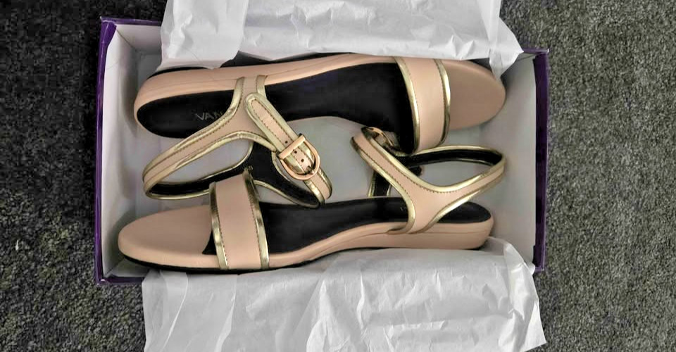 NIB: VANELi Purple Collection «Baylee» Leather Sandals (Women’s Size 12)