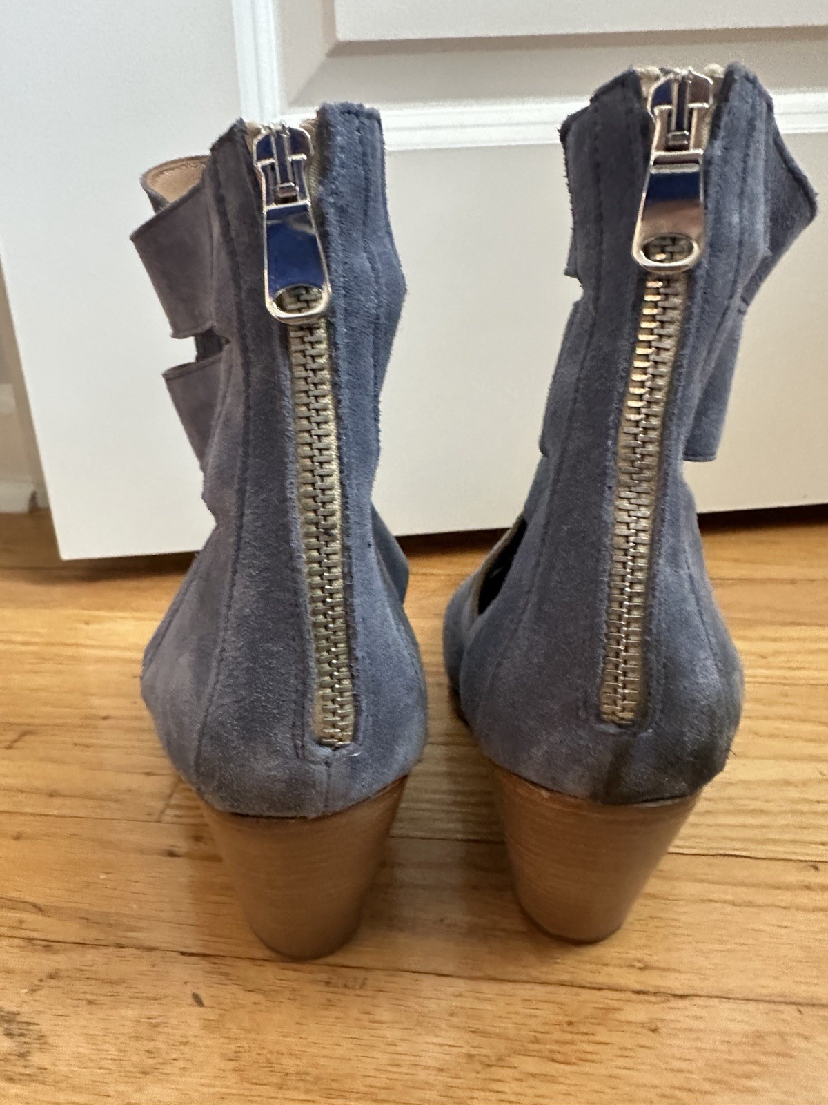 Free People Brayden Western Blue Suede Cutout Heeled Ankle Boots EUC Size 10