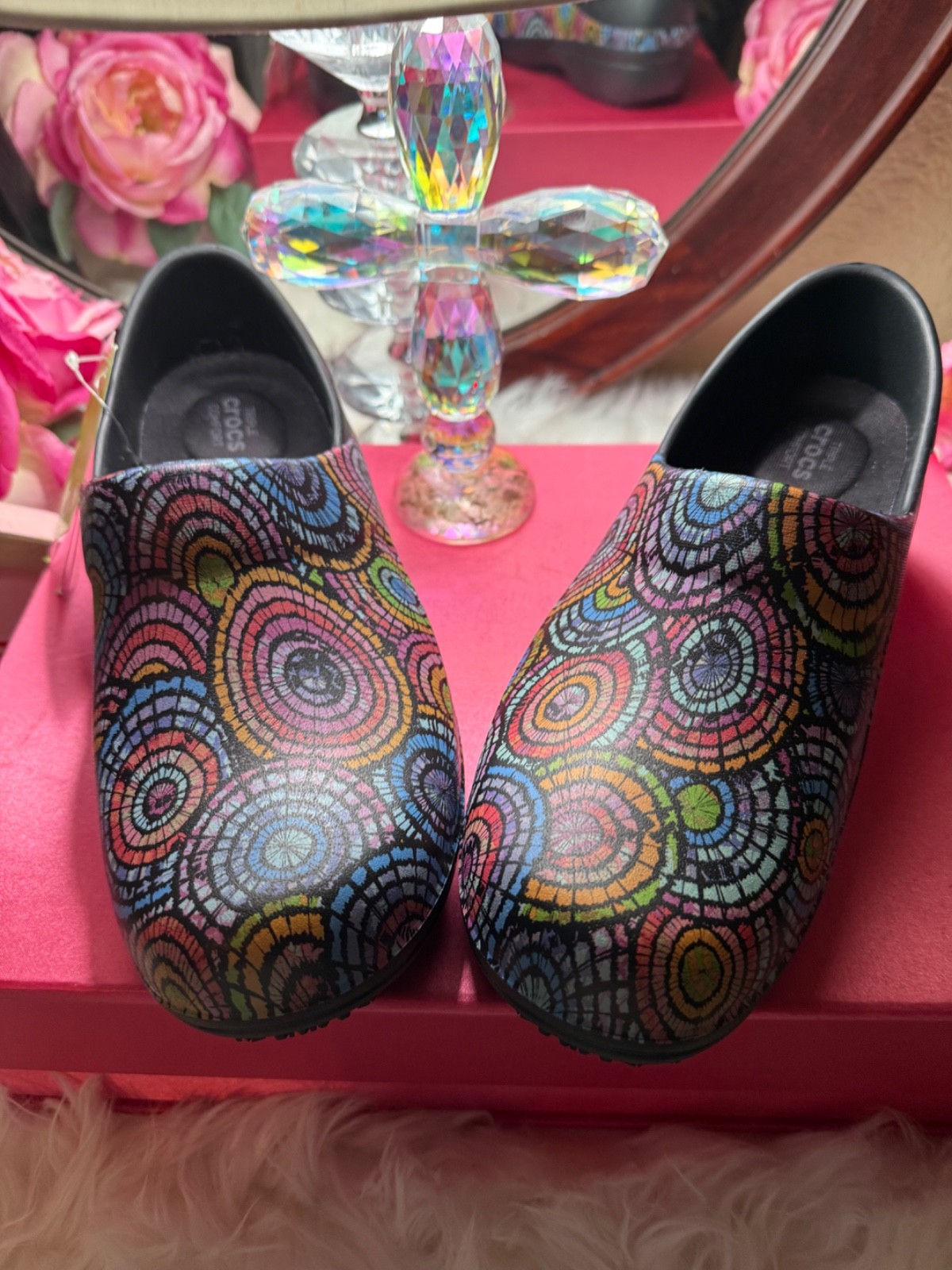 Crocs Nerio Pro Graphics Clogs Women’s Black Clogs multicolor circular NWT