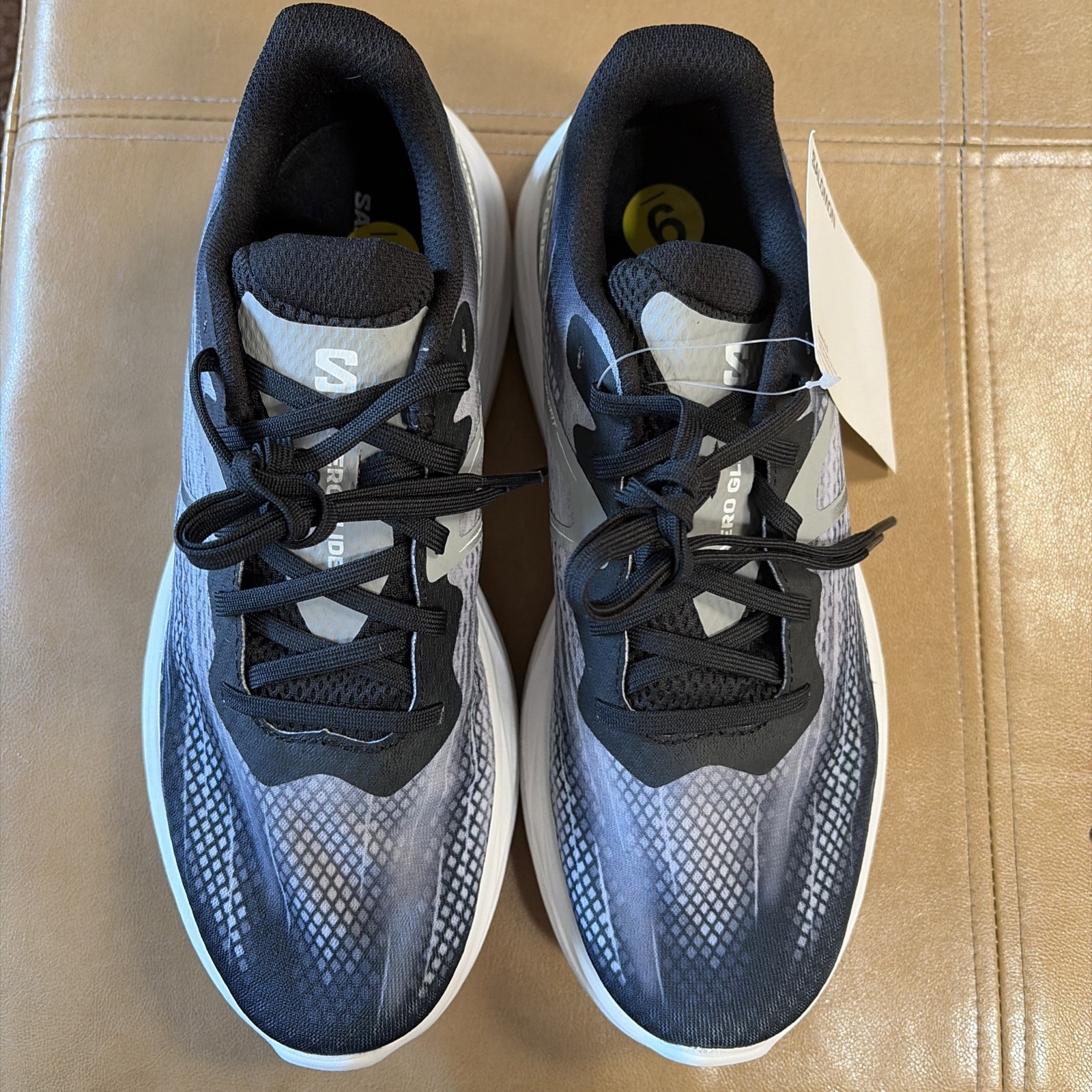 NWT Salomon Aero Glide Running Shoes Women’s Size 9