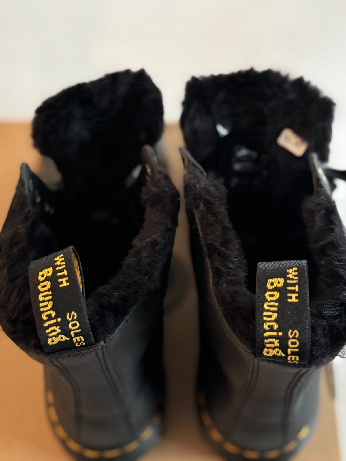 Dr Marten 1460 Leather Boots Winter Fall Pascal FL Black Faux Fur Lined 11