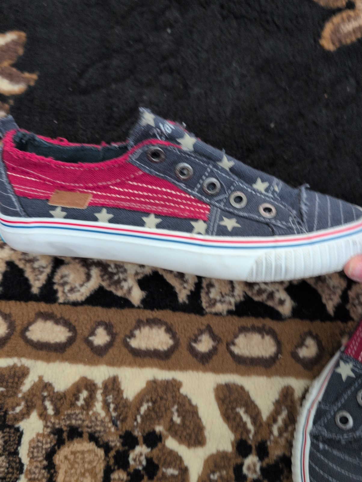 Blowfish Malibu Women’s Slip On Sneaker Shoes US Size 8.5 American Flag