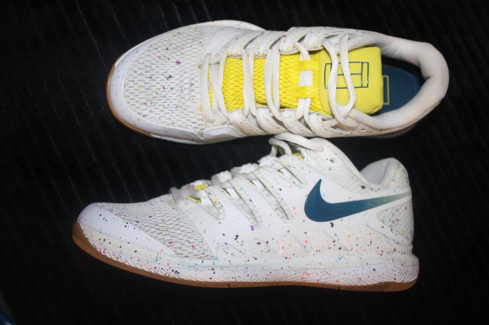 Size 8.5 – Nike Court Air Zoom Vapor X HC White Speckled W