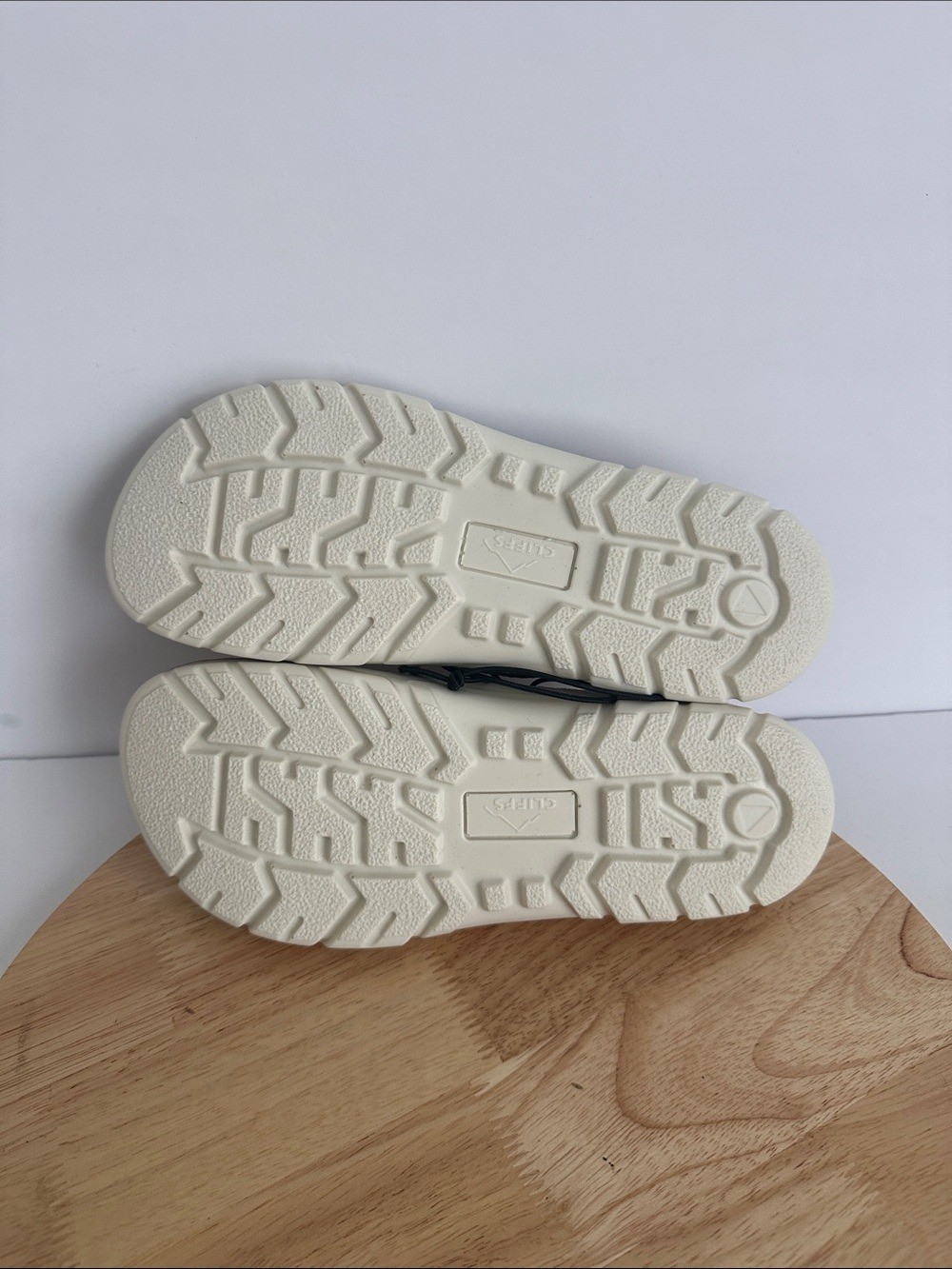 Cliffs by White Mountain Womens Banksy Slide Sandals, Sz 8.5M a1604