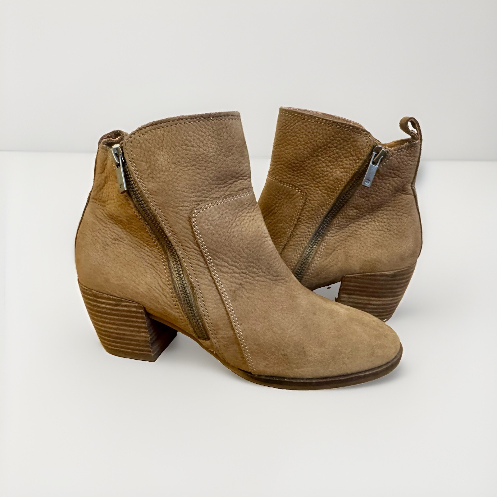 Lucky Brand Basel Perforated Taupe Suede Ankle Booties Womens 9M Boho Western