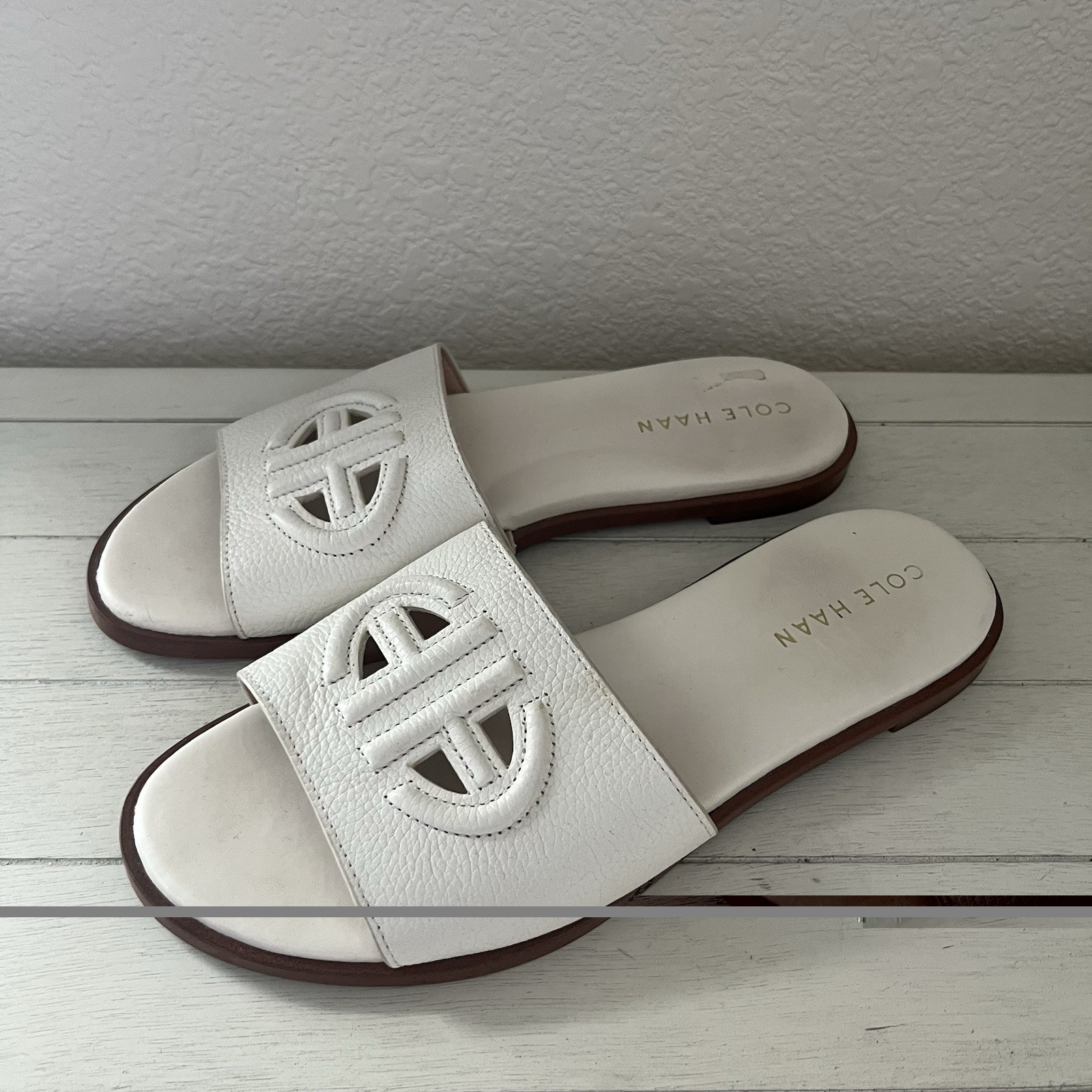 Cole Haan Flynn Logo Slides Sandals Cream Off White ivory Womens Size 6