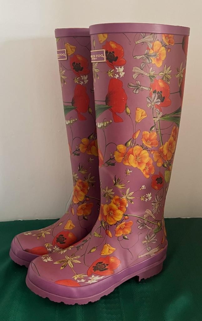 London Fog Wellington Rubber Rain Boots Size 6 Pink Floral Pattern 16″ Tall EUC