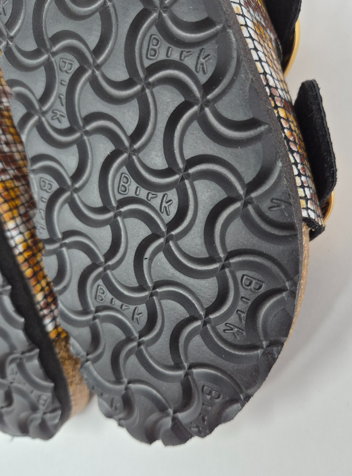 Birkenstock Women’s EU 36 = US 5 Arizona Big Buckle Python Narrow Sandals READ