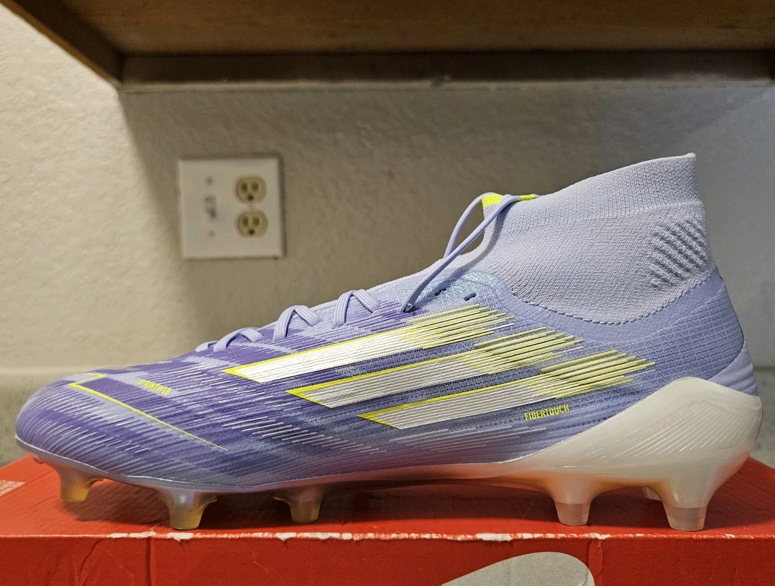 $260 Adidas F50 Sparkfusion Elite Mid FG Soccer Cleats Violet Women’s 8 / Mens 7