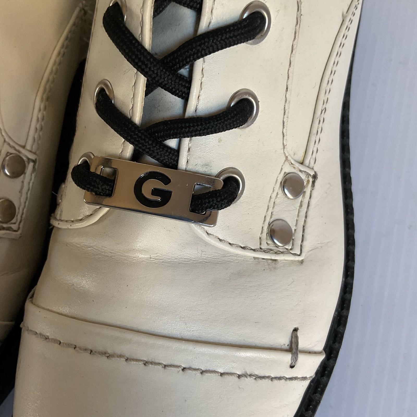 GBG Los Angeles White Boots 5.5M Combat Lace-Up Zip Y2K Style