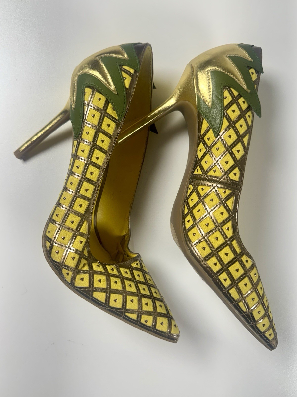 Katy Perry Yellow Gold Green Geometric Metallic Pointed Toe Pumps Women’s US 8