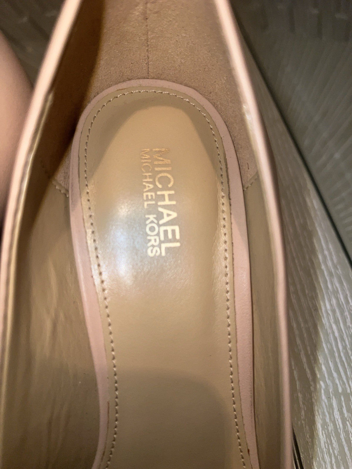 Michael Kors Women’s Beige Leather Pointed Toe Stiletto Pump Slip-On 7.5 M