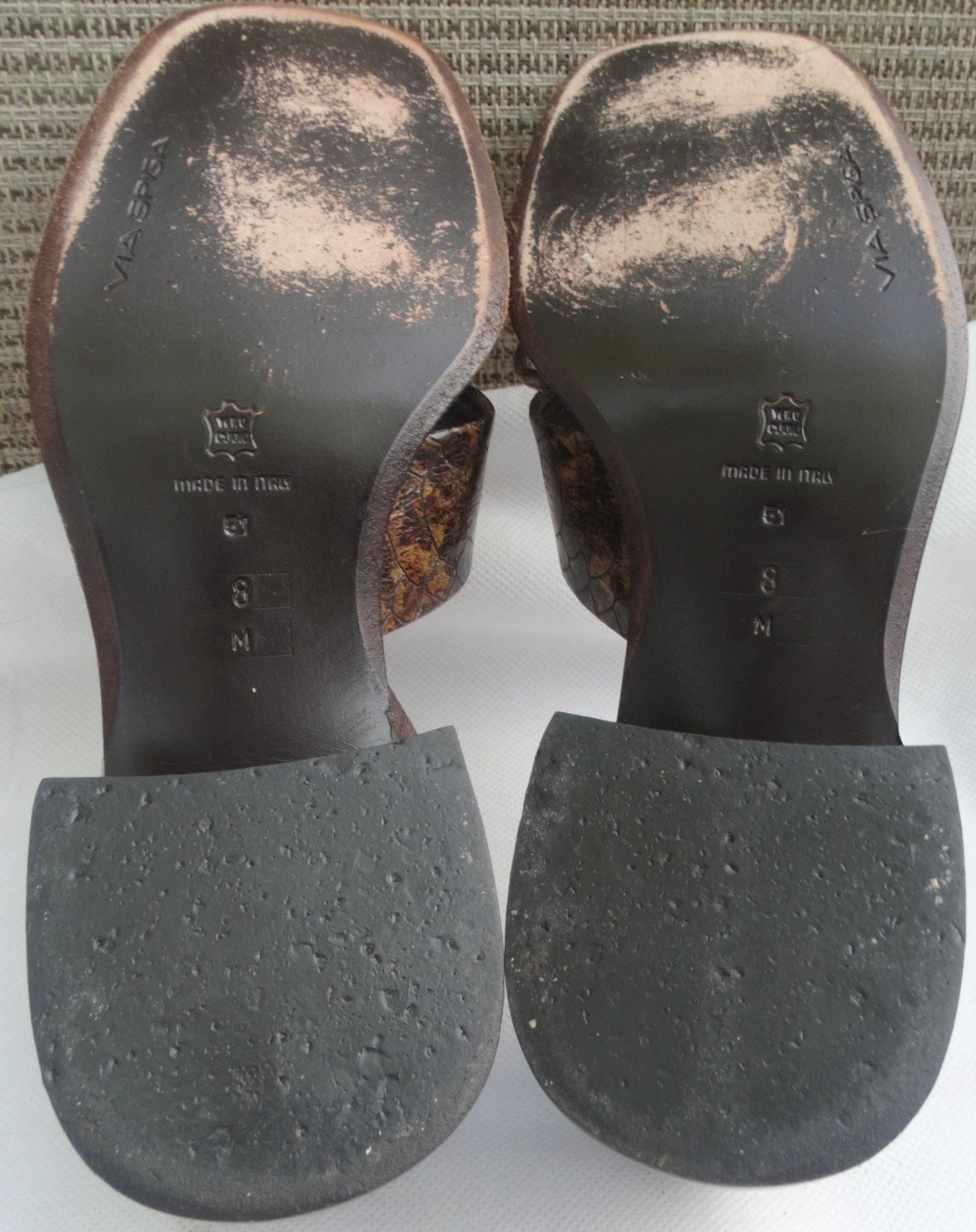 Via Spiga Neiman Marcus Shoes Size 8M Brown Leather Block Heel Sandals ITALY