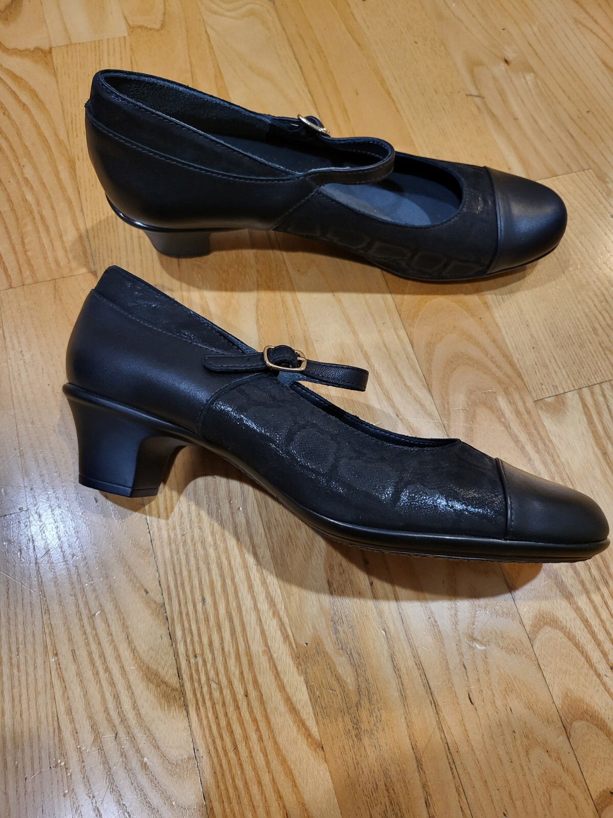 SAS Women Isabel Pump Leather Suede Slip-On Shoe Reptile Print Size 10 N