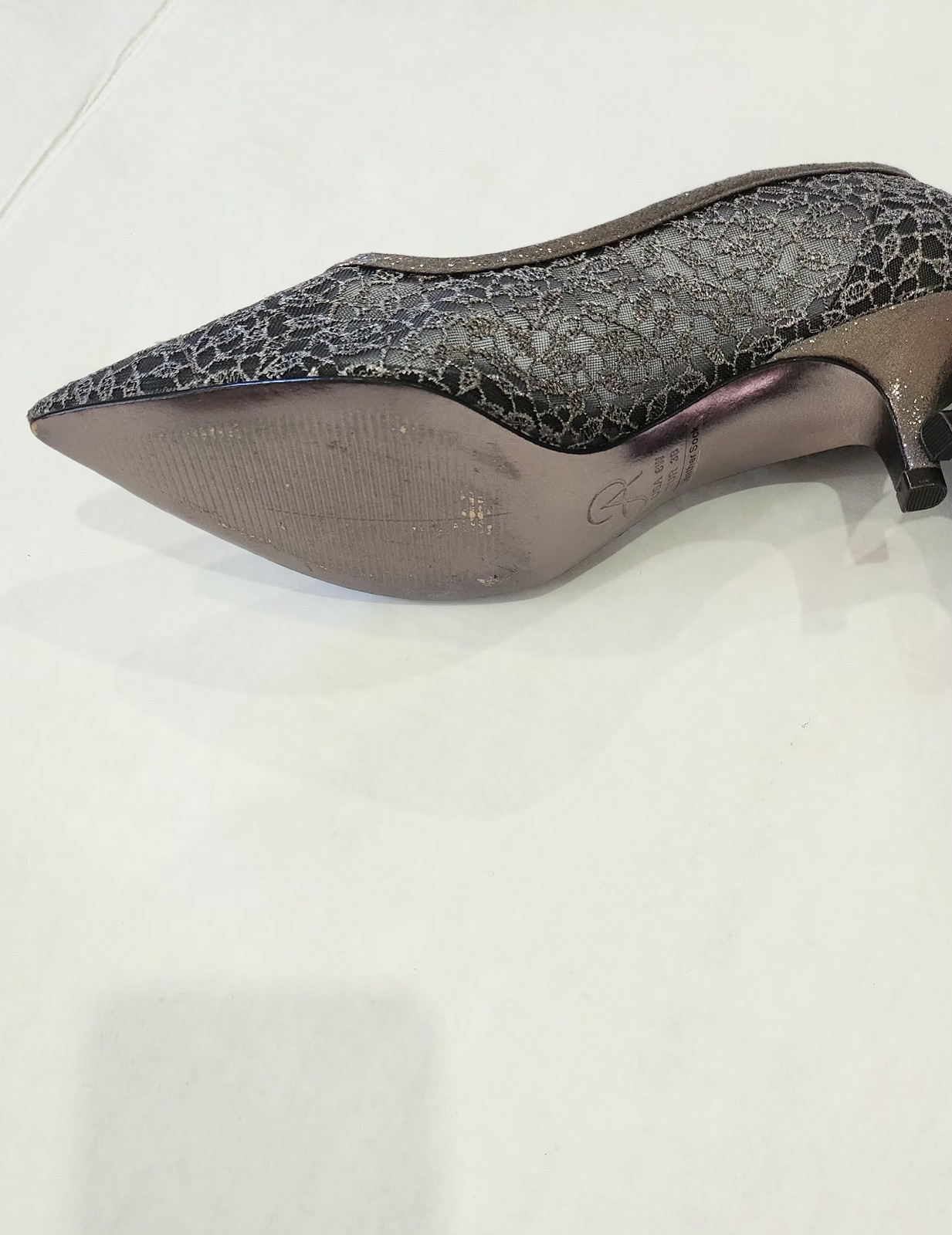 Adrianna Papell Women’s Gray Leather Lace Glitter Pointed Toe Pumps Size 8