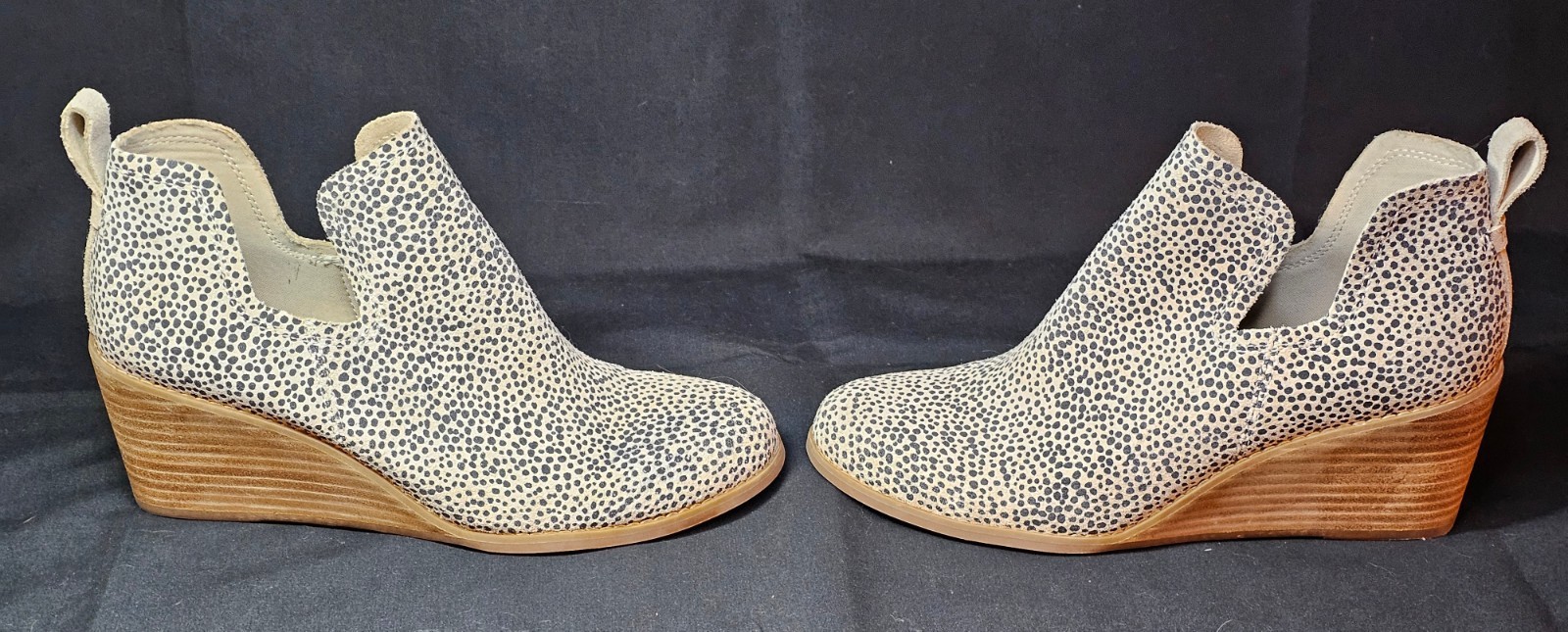 Tom’s Gwen Ankle Boot 3″ In. Wedge Size 8.5
