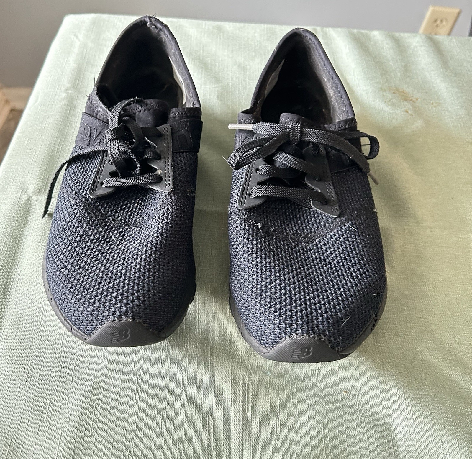 New Balance Women’s FuelCore NergizeVI Sneakers Black/Breathable Air Mesh
