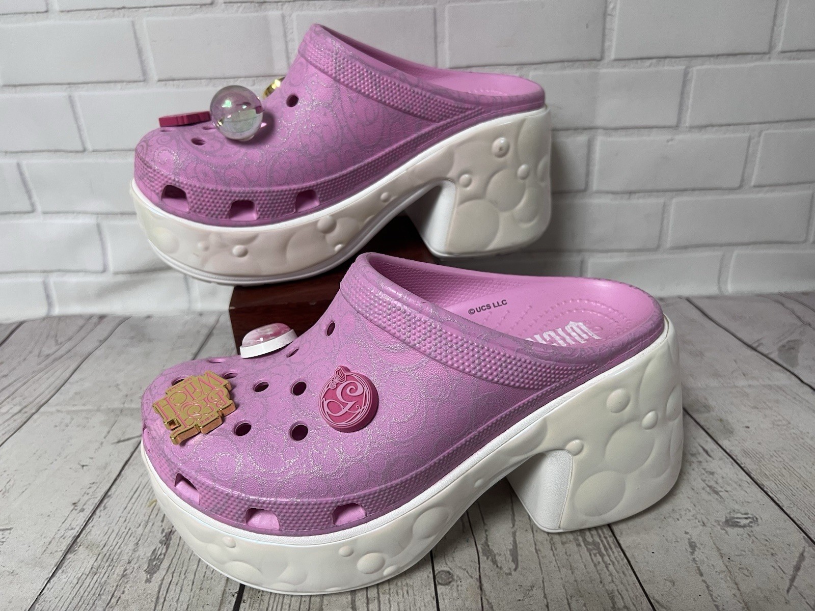 CROCS Wicked Glinda Siren Clog Pink Jibbitz Women’s Size 8 Platform Heel