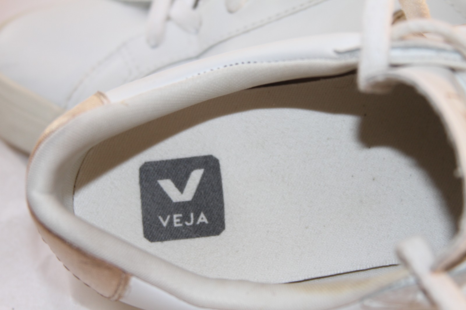 Veja T2 Esplar Leather Trainers Gold White Women’s Sneakers Sz 11