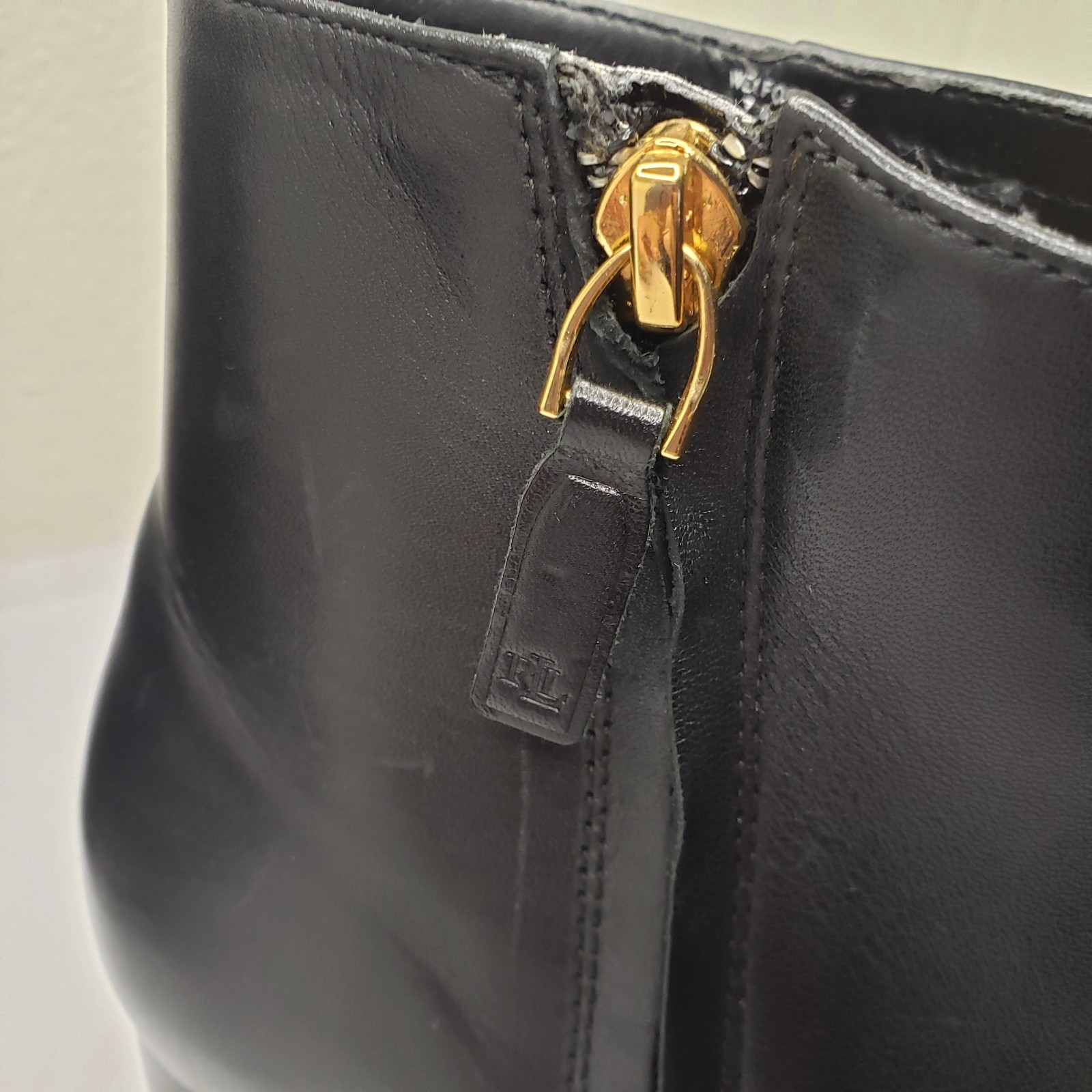 Lauren Ralph Lauren Women 7.5B Boots Ankle Bootie Black Leather Pull On Side Zip