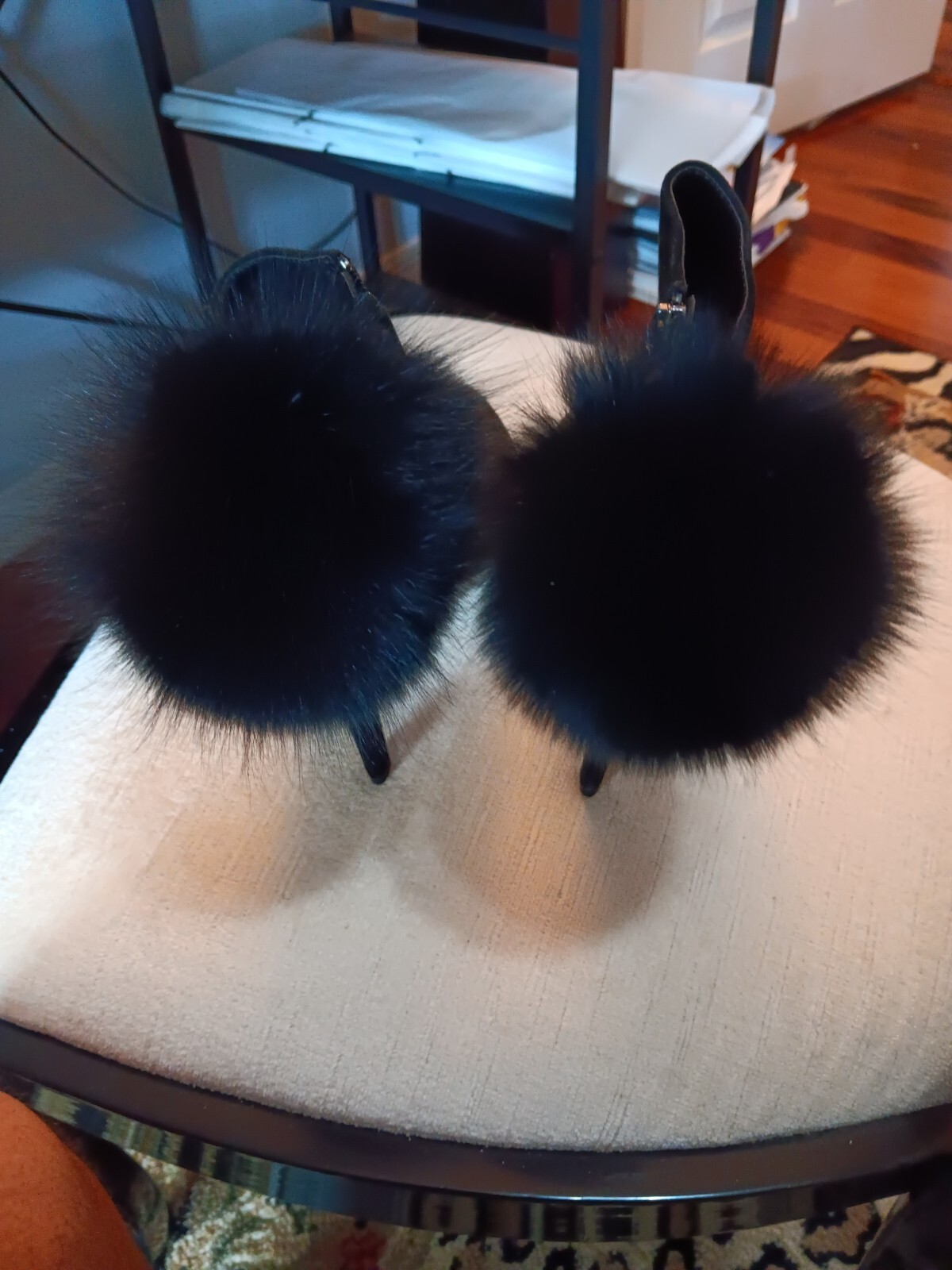 ANTONIO MELANI BLACK LEATHER SUEDE FOX FUR SHOES ZIPPERED 3 1/2″ HEELS 7.5M NWT
