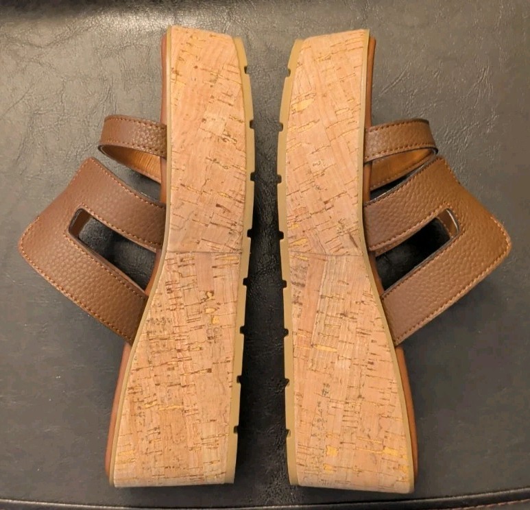 Poetic Beauty Wedge Sandal Mood:On South Korean 230mm / US 6