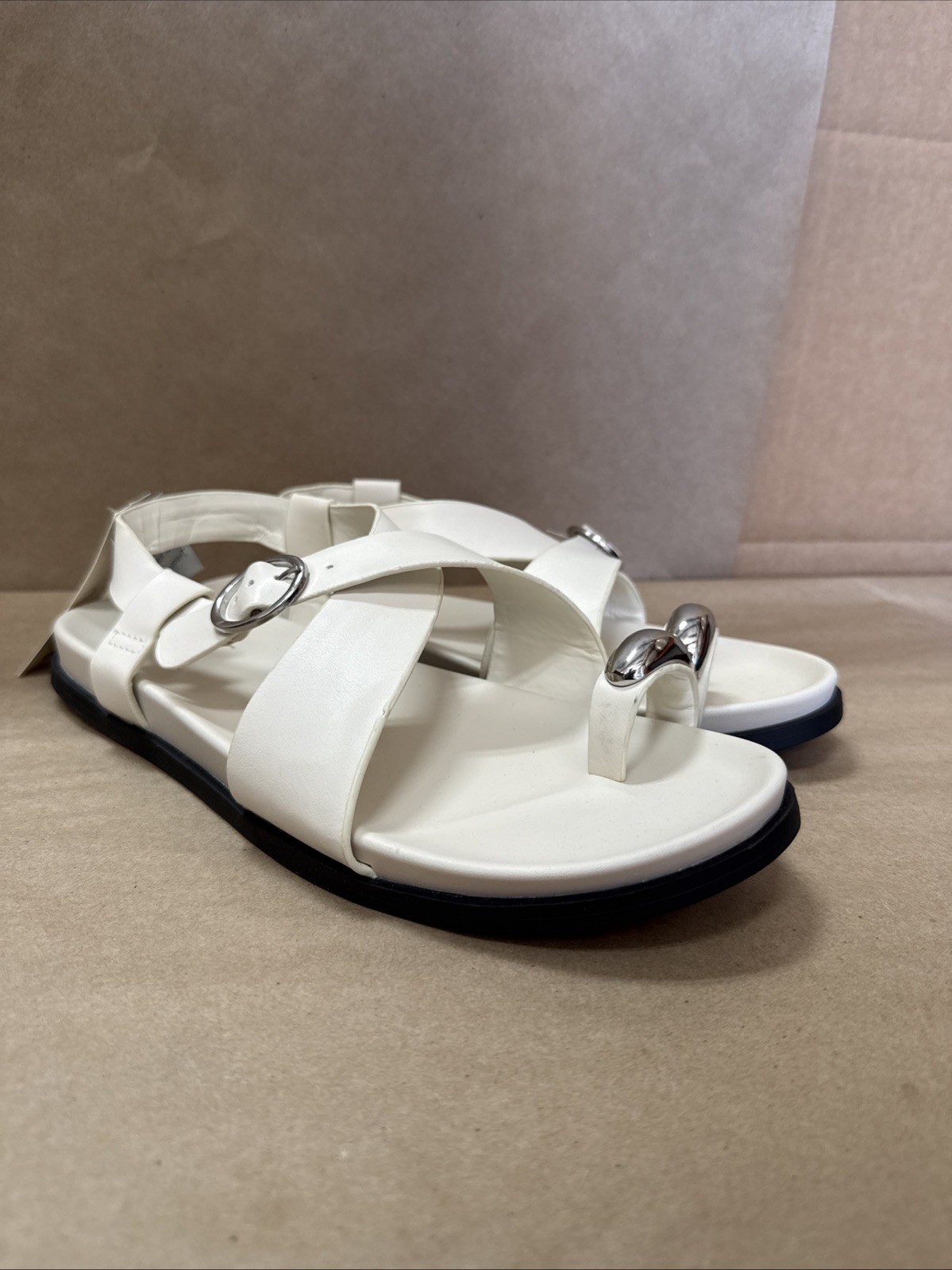 A New Day – Women’s Off-White Penelope Toe Ring Footbed Sandals SEE DESCRIPTION