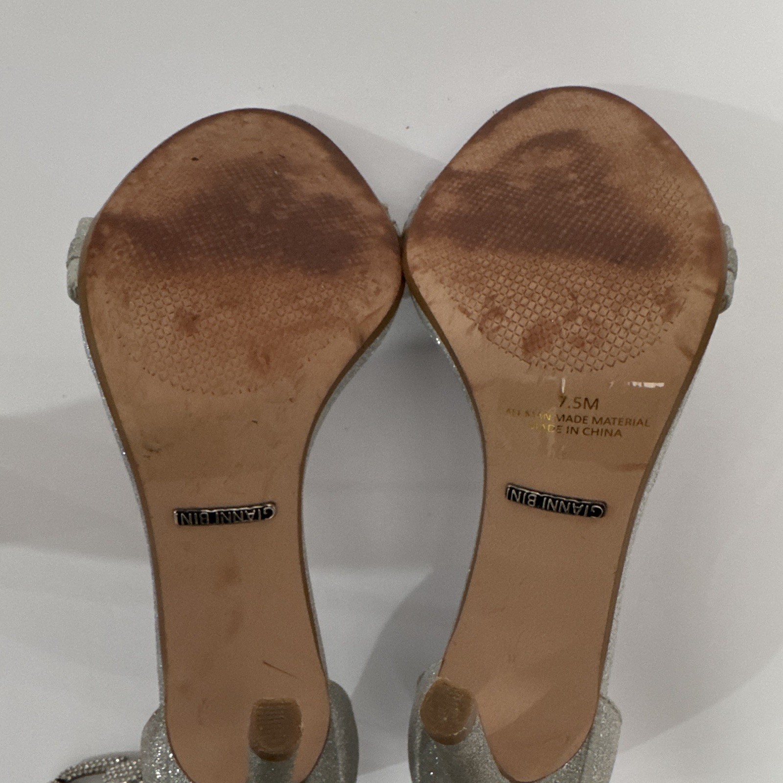 Gianni Bini Silver Glitter Synthetic Strappy Open Toe Ankle Strap Heels 7.5M