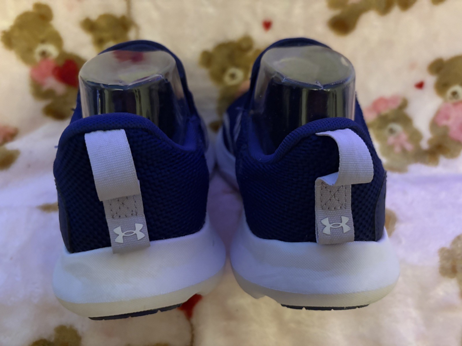 Unisex UNDER ARMOUR Navy Blue Sneakers/White Trim in Size 8.5 made in Indonesia!