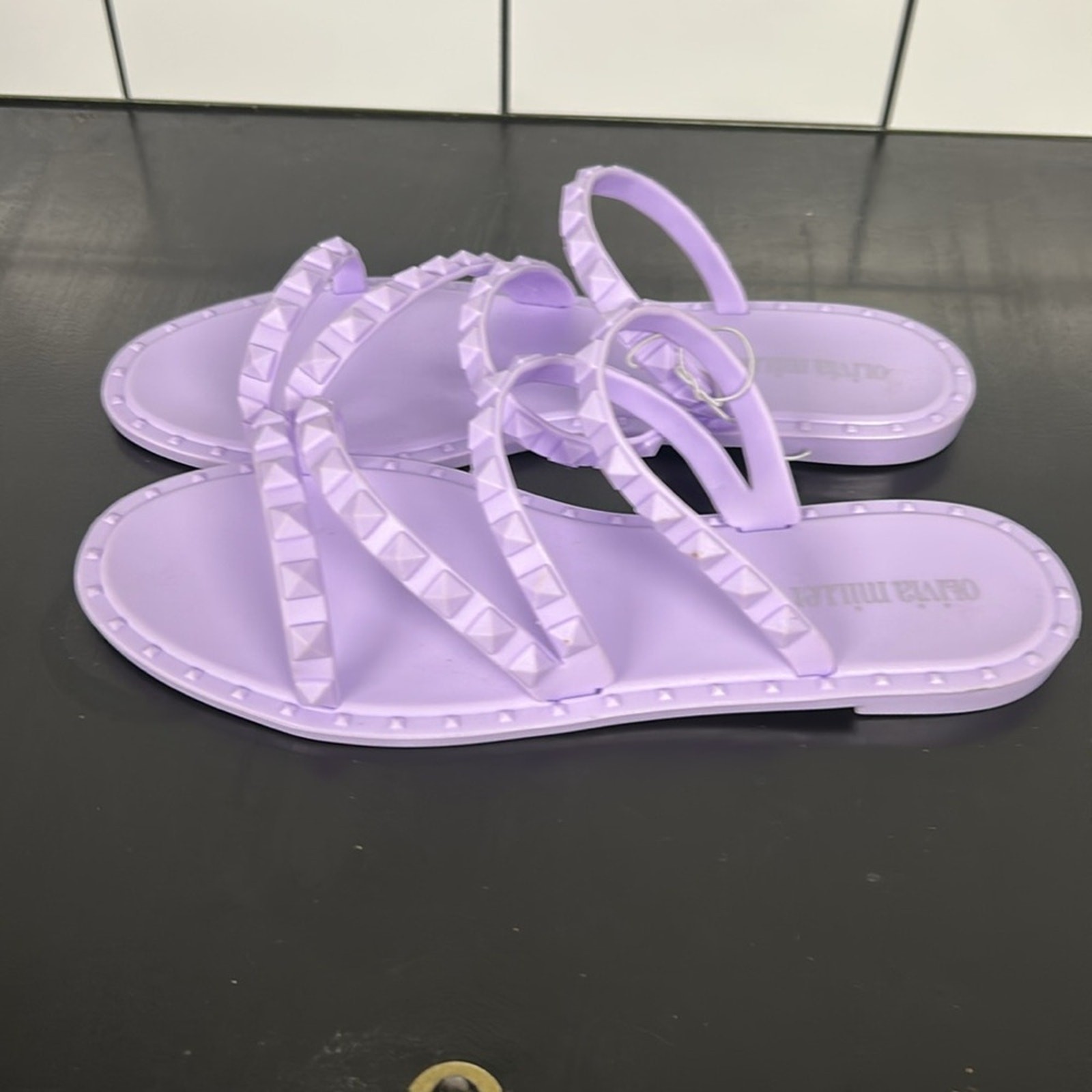 New Olivia Miller Women Size 10 Lavender Light Purple Flat Stud Sandals Strappy