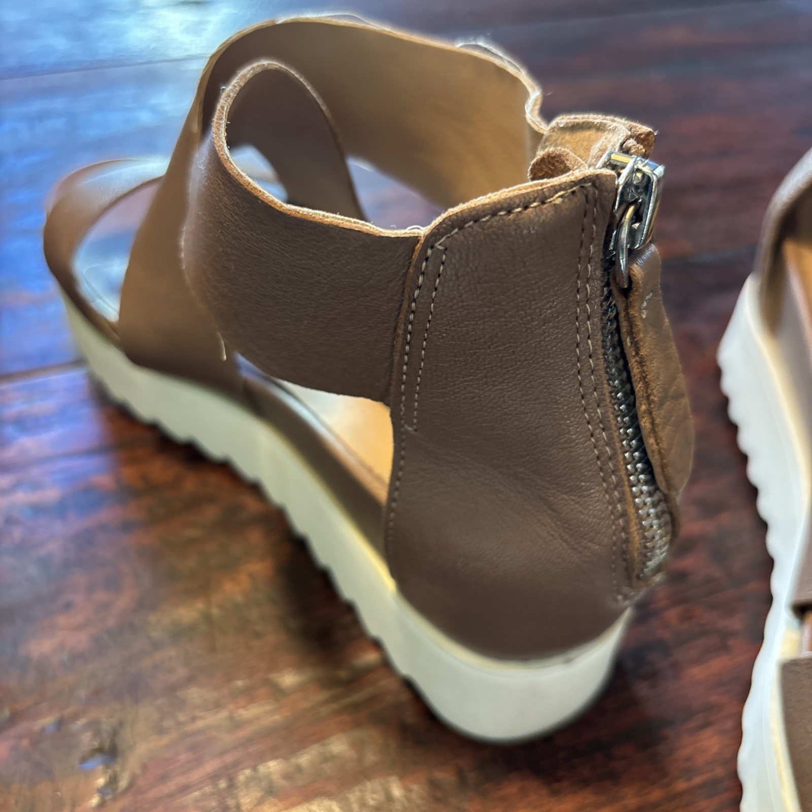 Steven By Steve Madden Keanna Cross Strap Brown Platform/Wedge Sandals Size 7.5