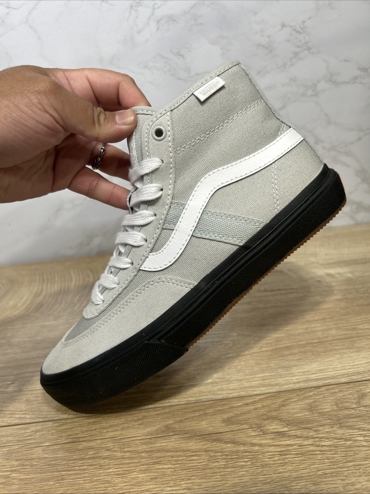 Vans Gilbert Crockett Hi Top Light Grey White Canvas Women Shoes 721454 Sz 5.5