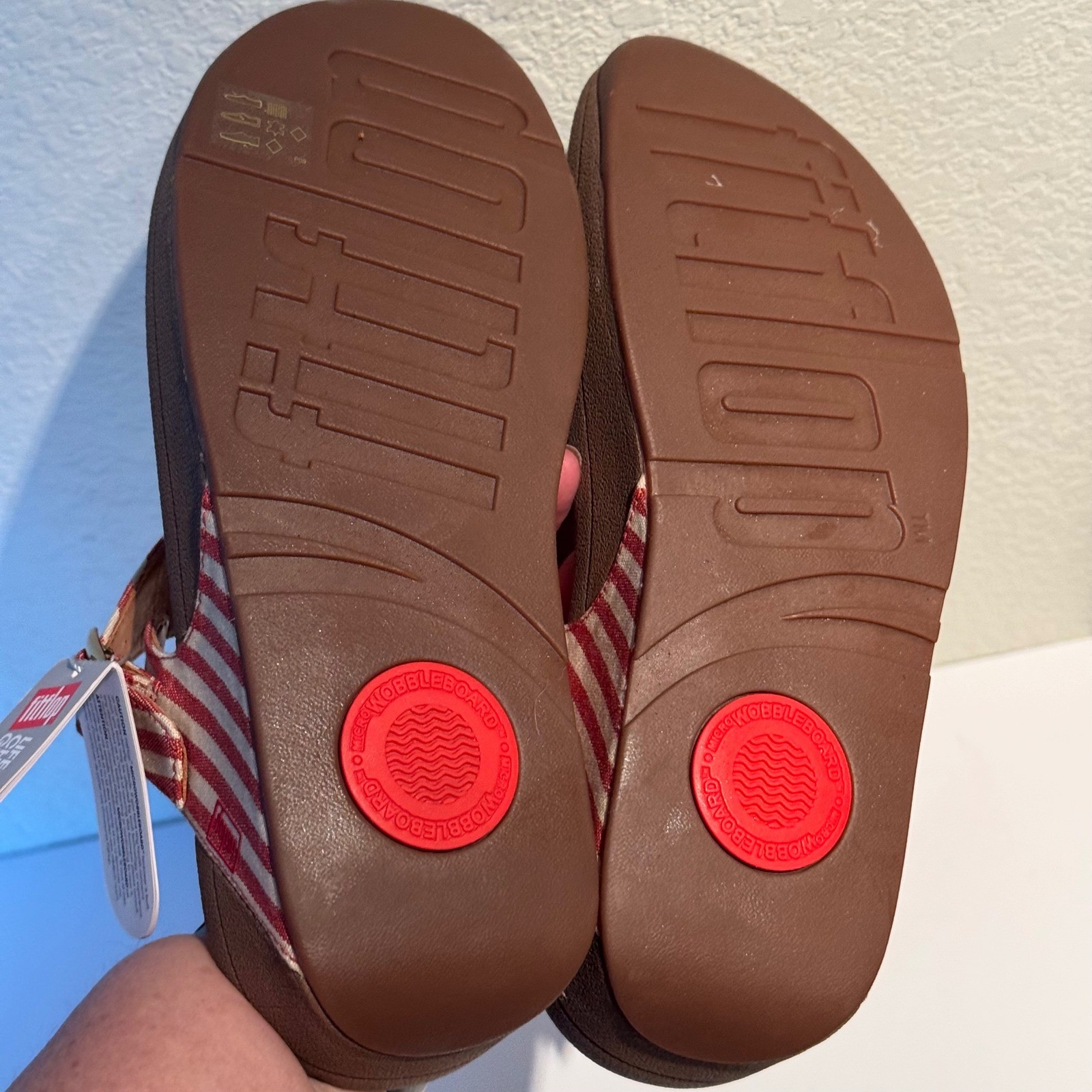 FitFlop Flare Red White Striped Canvas Thong Sandals Women’s Size 8 NEW