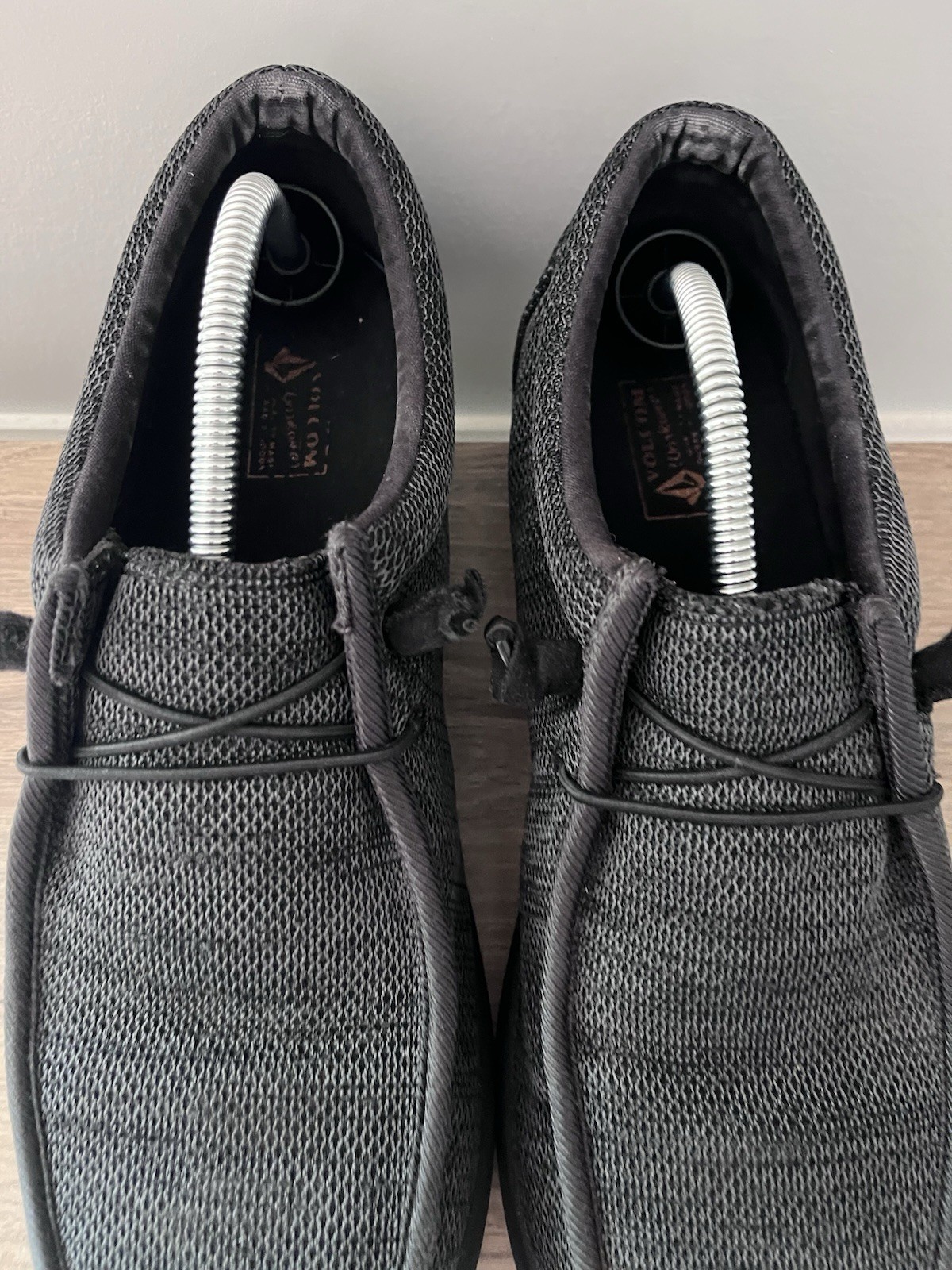 Volcom Chill grey fabric lightweight work shoe Mens 11 composite toe M1