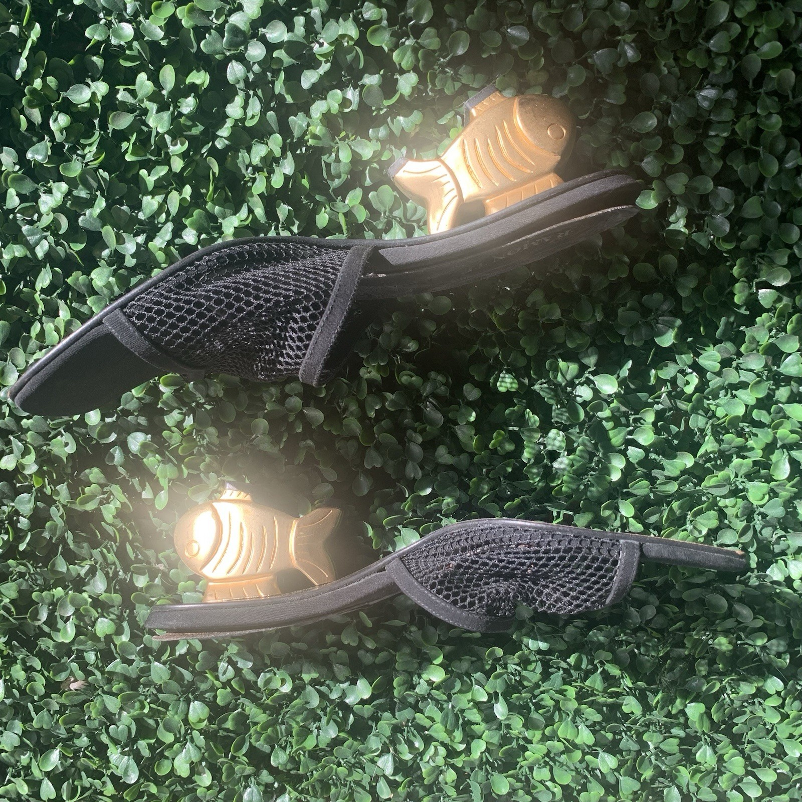 Vintage Designer Ramon Tenza Black & Gold Sculptural Fish Heels Pumps Shoes