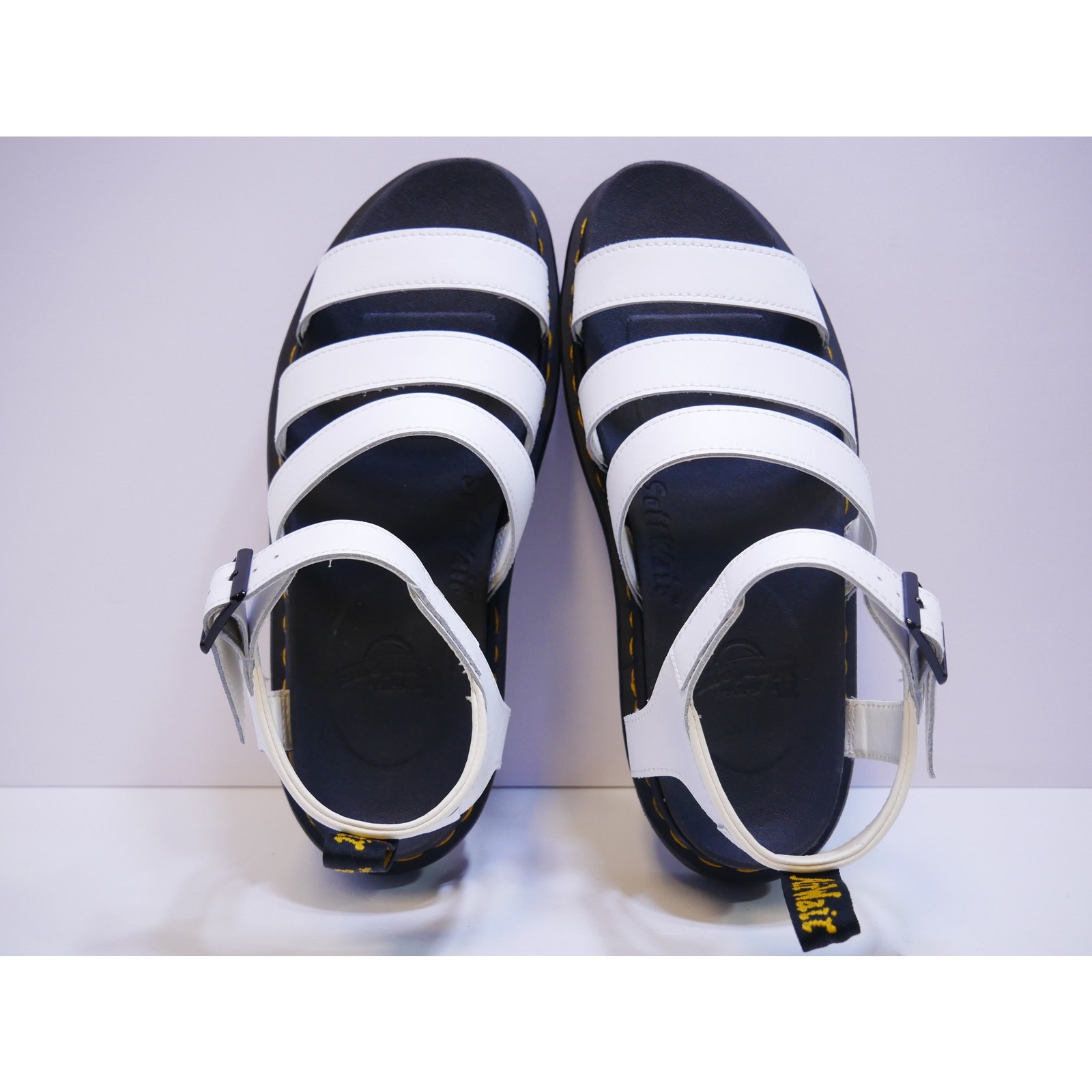 New Dr. Martens Blaire Hydro Leather White Platform Sandals LA004 Women Size 10