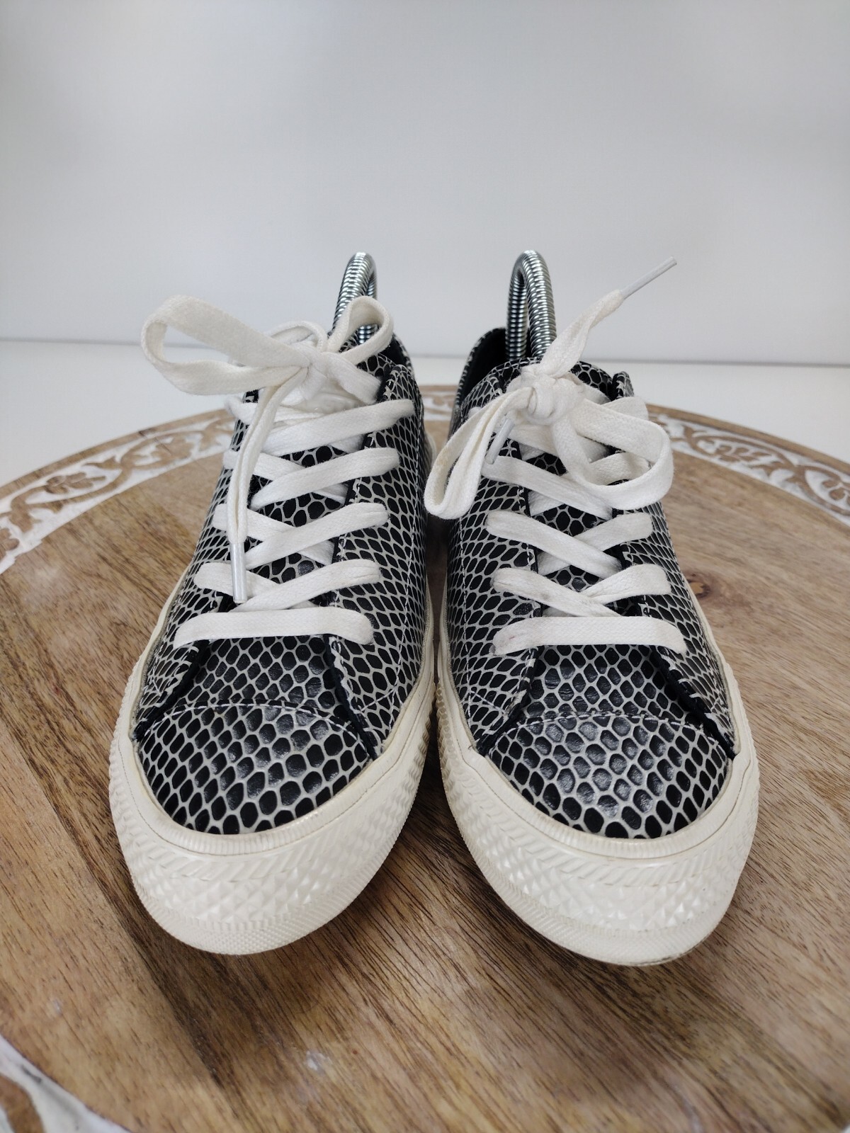 Converse Chuck Taylor All Star Gemma & Selene Snake Ox Black – 555808C Women’s 6