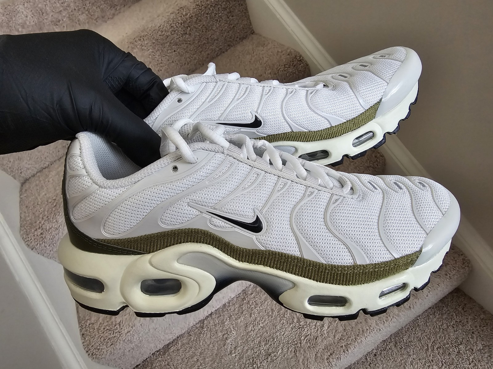 Nike Air Max Plus TN White Leopard Running Shoes DX9283-100 5Y Wmn 6.5 RARE