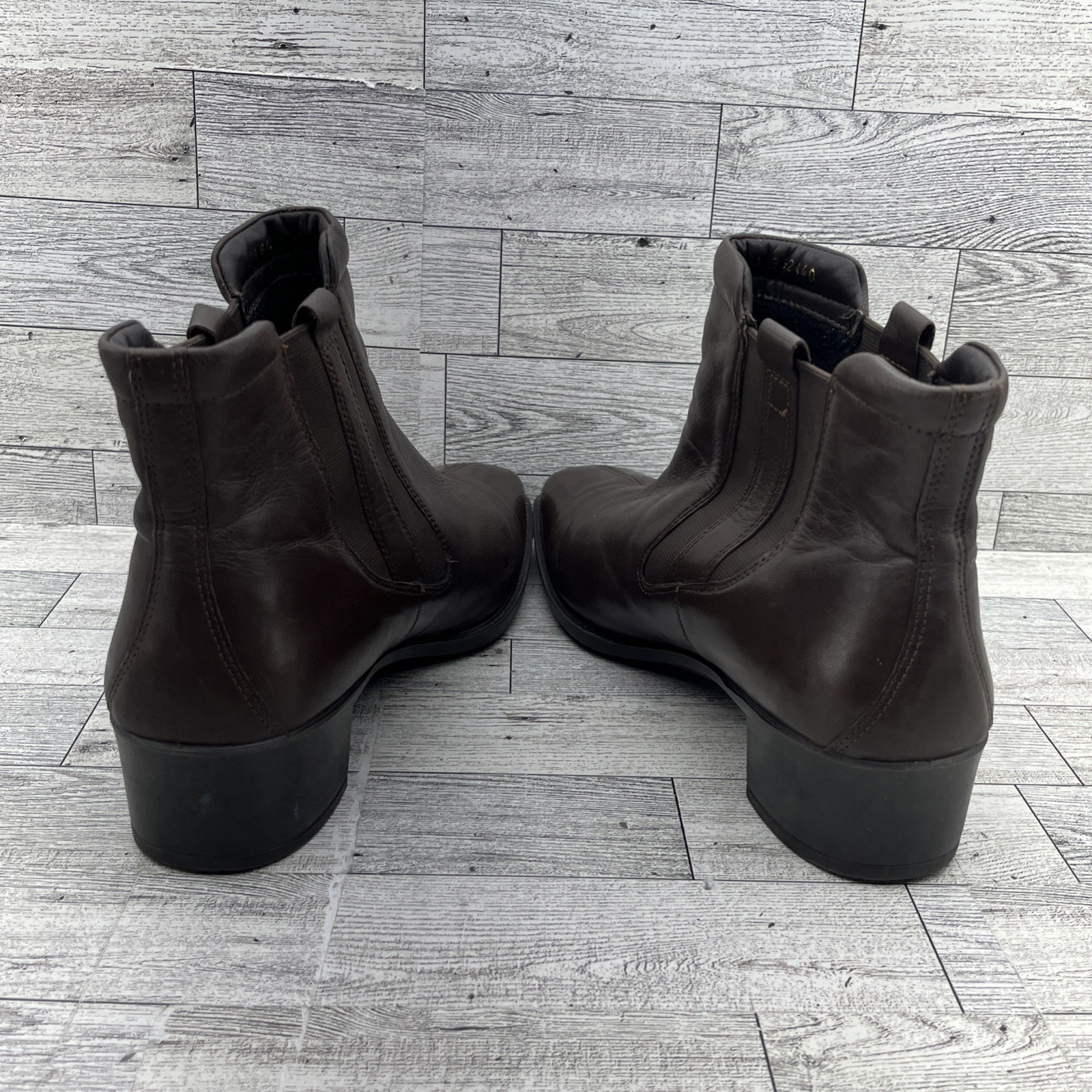ECCO Brown Leather Chelsea Ankle Boots Women Size EU 41 US 10-10.5 Narrow