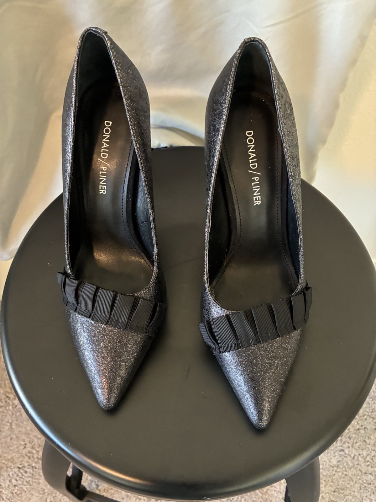 Size 7.5 Donald Pliner Black Pumps Church Formal Spring Summer Fall Winter NEW