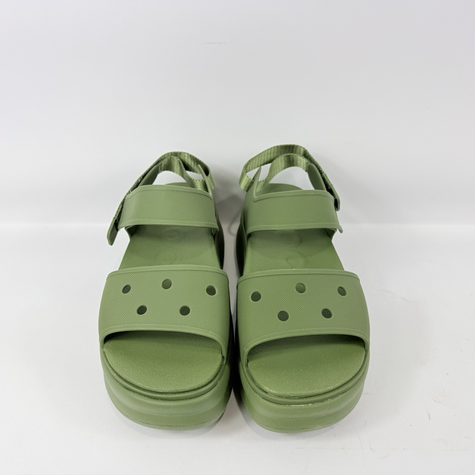 Crocs Soho Y Strap Sandal 211755 Army Green Women’s Size 11 Excellent MINT