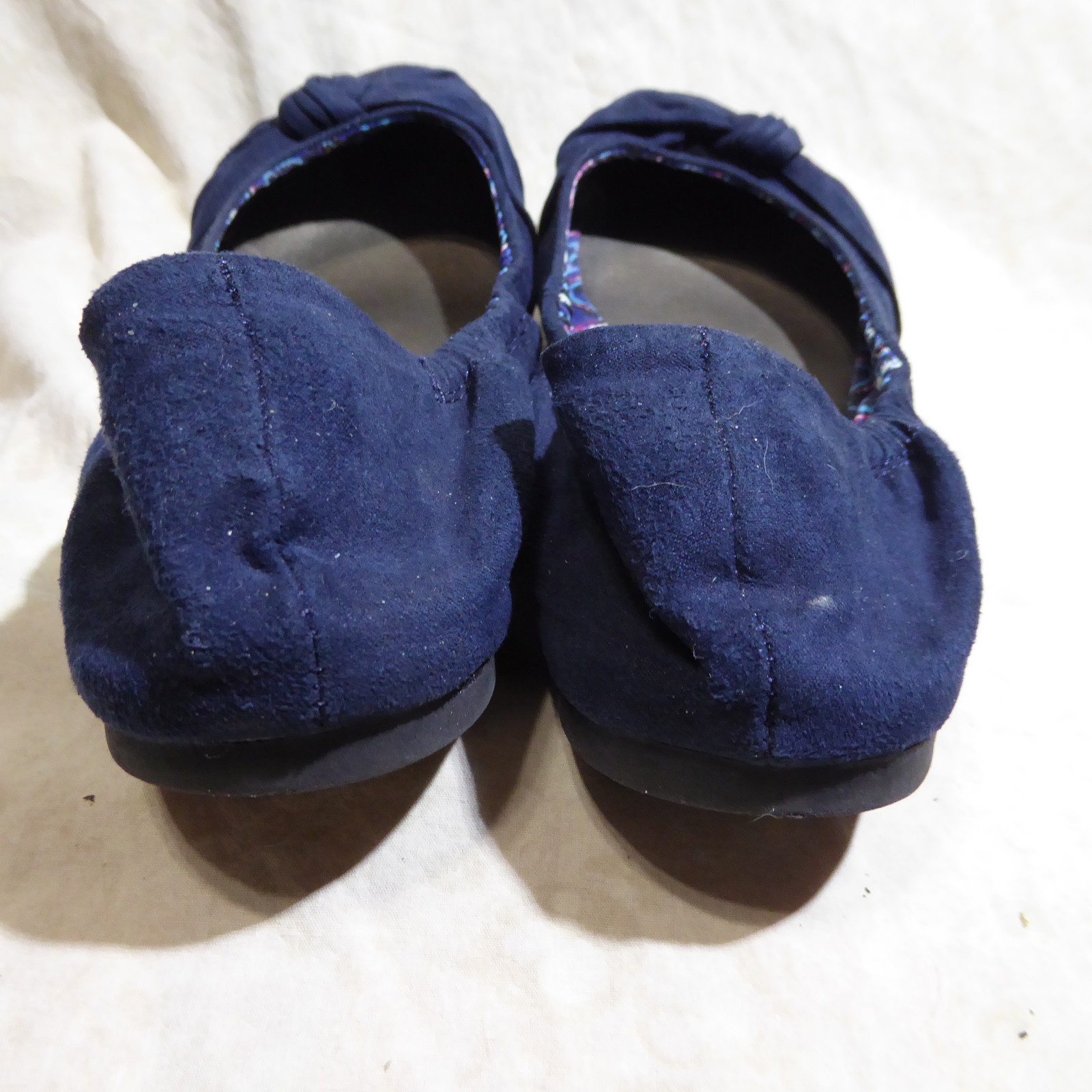 🩰 C est. 1946 Scrunch Ballet Flats 9 M Navy Blue Suede Textile; Knotted Straps