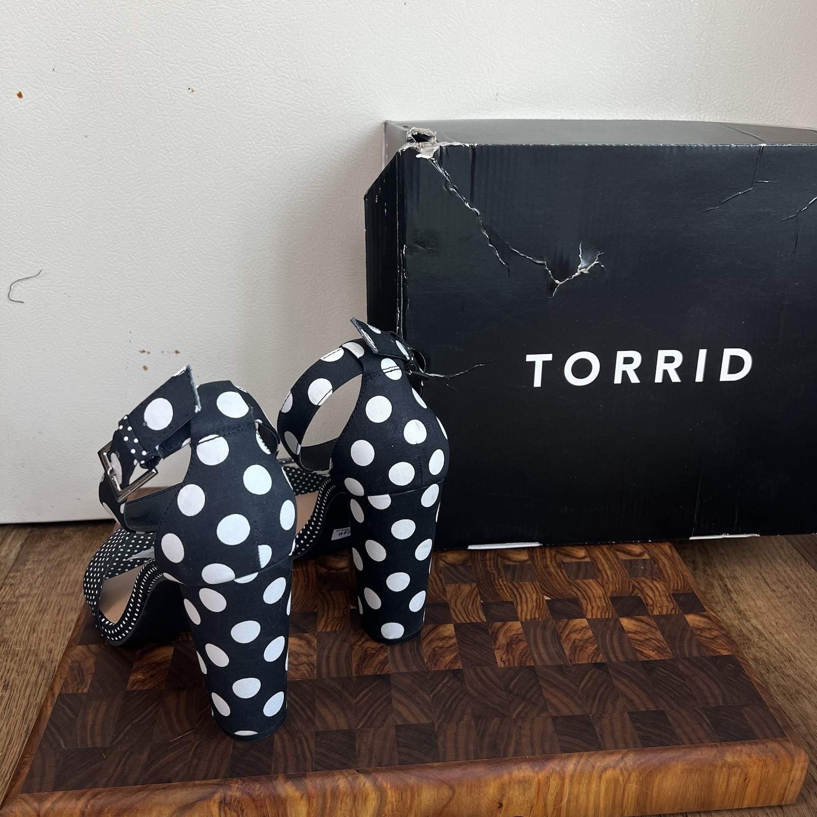 Torrid Black Mix Polka Dots Tapered Heels Women SZ-8.5 Ankle Strap Modern Open