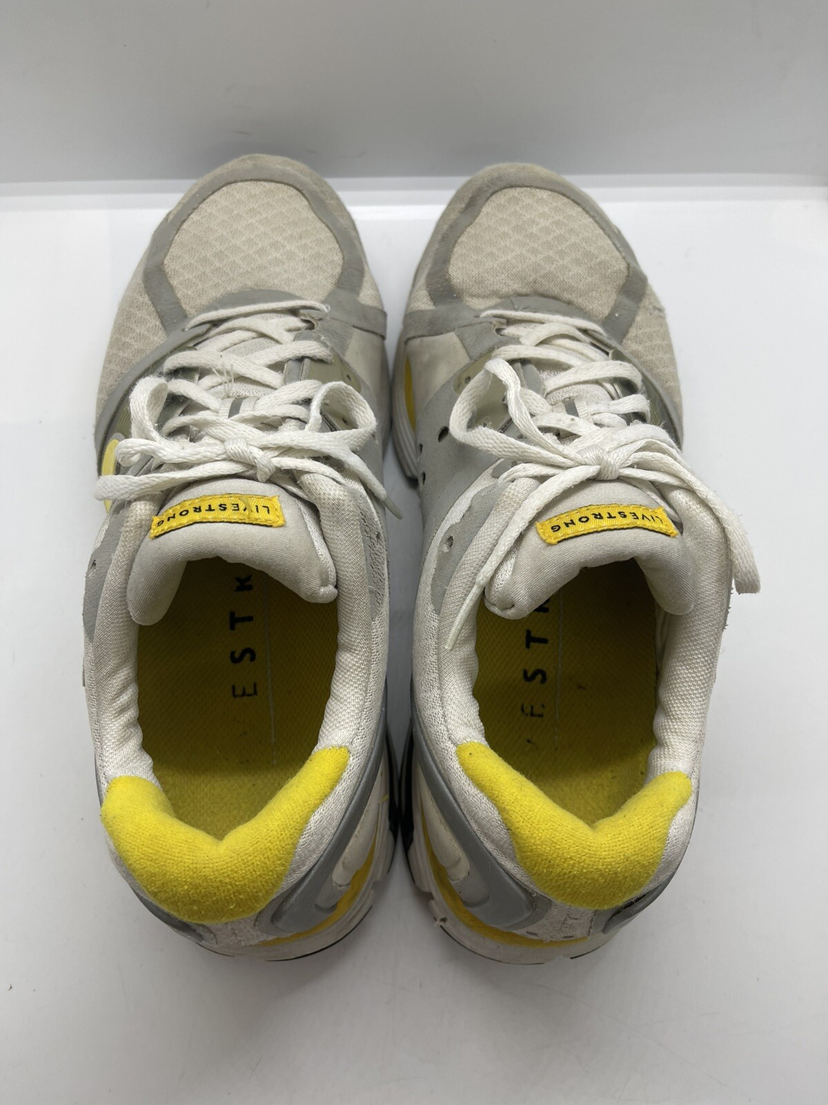 Nike Livestrong Running Shoes White Gray Synthetic Women’s Size 10 390185-100