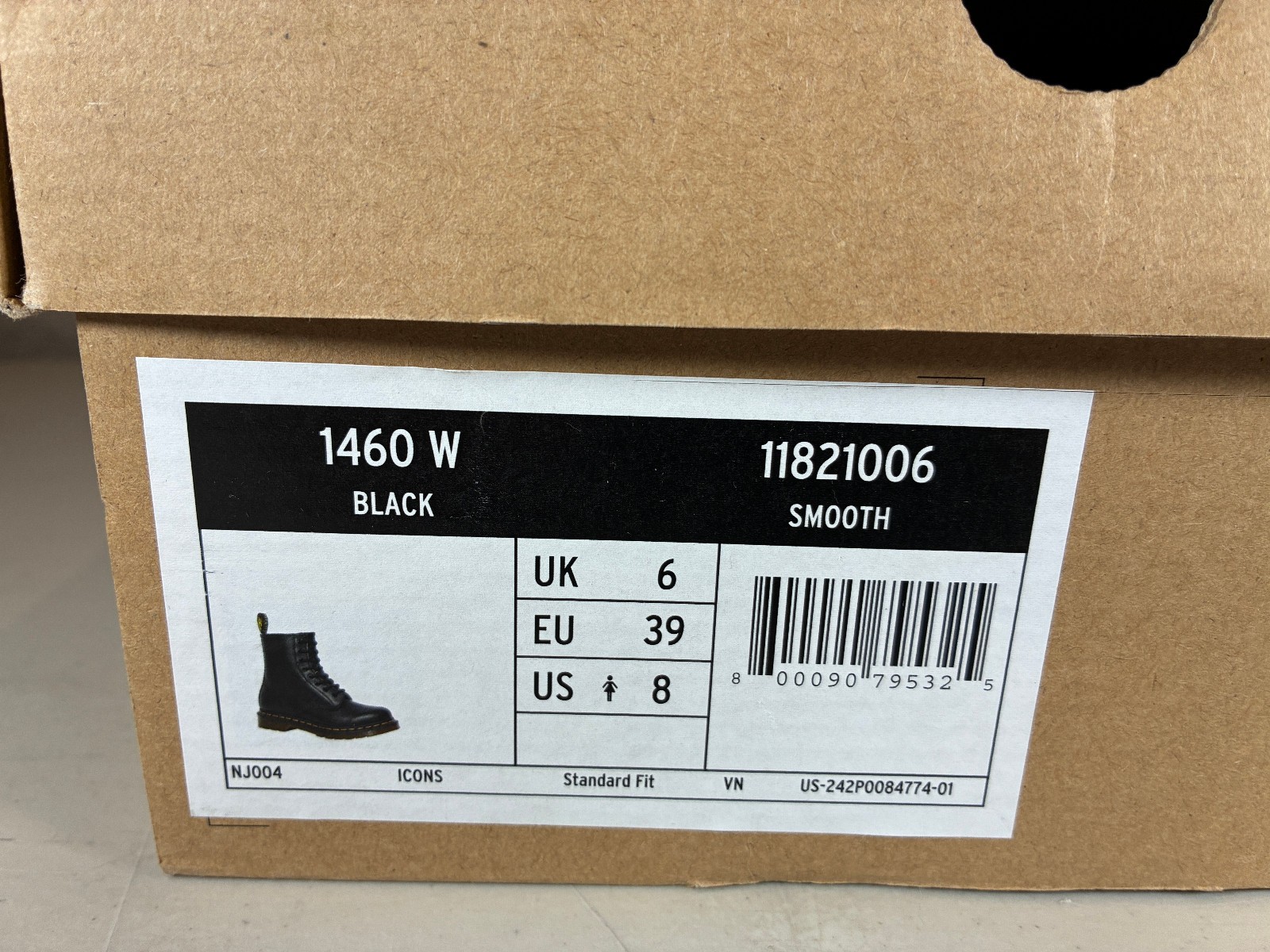 NICE! Doc Martens 1460 W Black Womens Boots Size 8 11821006 Smooth Air Wair Dr.